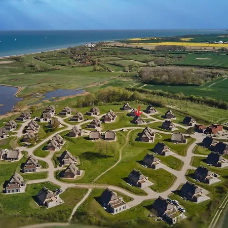 Holiday home Reetdorf Geltinger Birk Kuenstlerkate Seeadler *